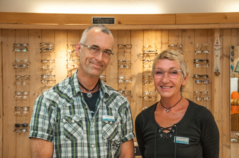 Herzlich Willkommen bei Röseler-Optik in Berlin! Wir freuen uns auf Ihren Besuch. Herzlich Willkommen bei Röseler-Optik in Berlin! Wir freuen uns auf Ihren Besuch.